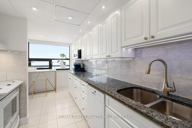 507 - 165 Ontario St, Condo with 2 bedrooms, 2 bathrooms and null parking in Kingston ON | Image 17