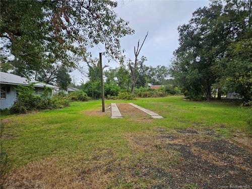 203 Gill St, DeQuincy, LA, 70633-3205 | Card Image