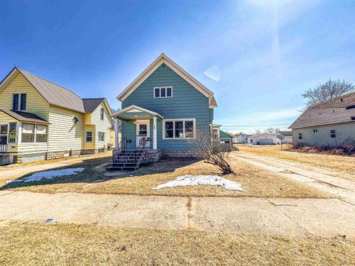 1609 Mary St, Marinette, WI, 54143-3312 | Card Image