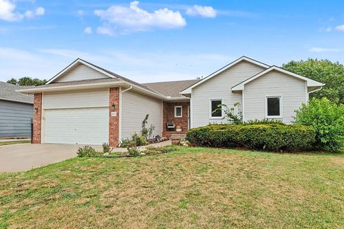4260 N Rushwood Ct, Bel Aire, KS, 67226-1462 | Card Image