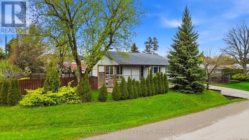 1403 Selkirk Avenue, Oakville (WO West), ON, L6L2V5 | Card Image