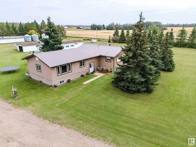 49103 Range Road 280, House other with 4 bedrooms, 2 bathrooms and null parking in Thorsby AB | Image 1