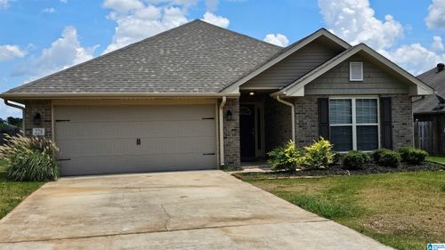 228 Hillcrest Dr, MONTEVALLO, AL, 35115-5948 | Card Image