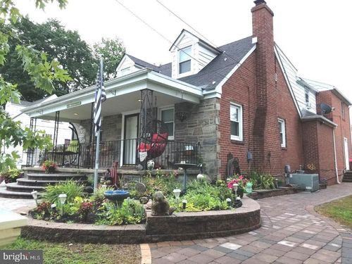 52 Ardmore Ave, RUNNEMEDE, NJ, 08078-1701 | Card Image