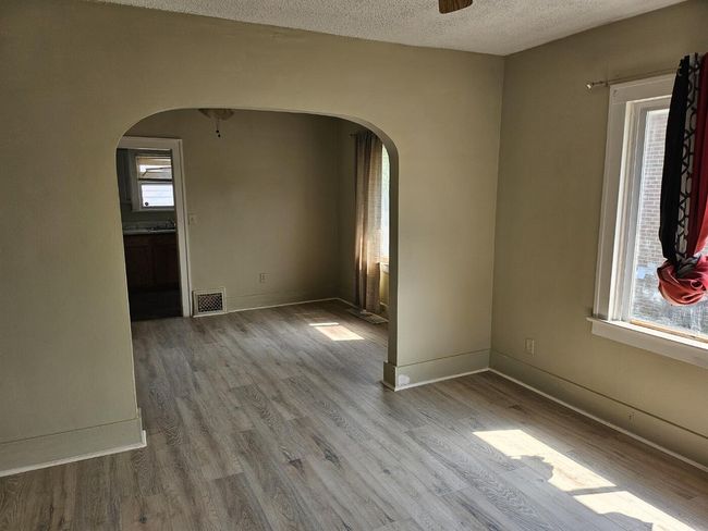 1102 W Atherton Rd, House other with 2 bedrooms, 1 bathrooms and null parking in Flint MI | Image 6