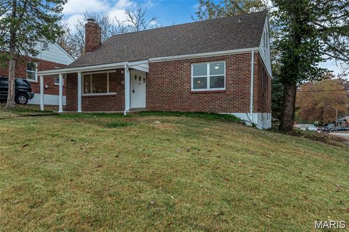 4600 Nelson Dr, Saint Louis, MO, 63121-3008 | Card Image