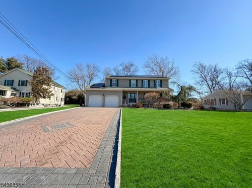 7 3rd Ave, Piscataway, NJ, 08854-3644 | Card Image