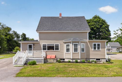 4 Knox Street, Millinocket, ME, 04462 | Card Image