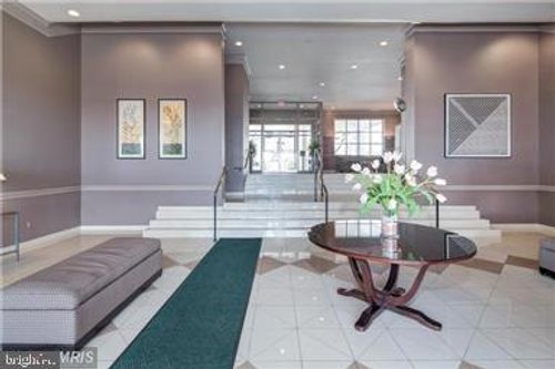 346-5301 Westbard Cir, BETHESDA, MD, 20816-1431 | Card Image