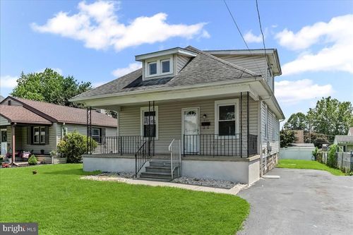 935 Galbreath Ave, UPPER CHICHESTER, PA, 19061-3515 | Card Image