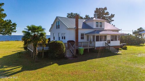 349 River Rd, Arapahoe, NC, 28510-9502 | Card Image