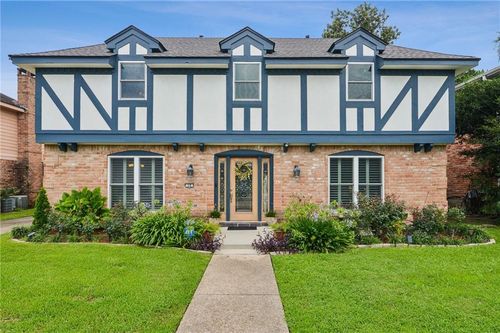 19 Park Timbers Dr, New Orleans, LA, 70131-8615 | Card Image