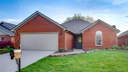 3209 Country Club Ln, Jeffersonville, IN, 47130-7547 | Card Image