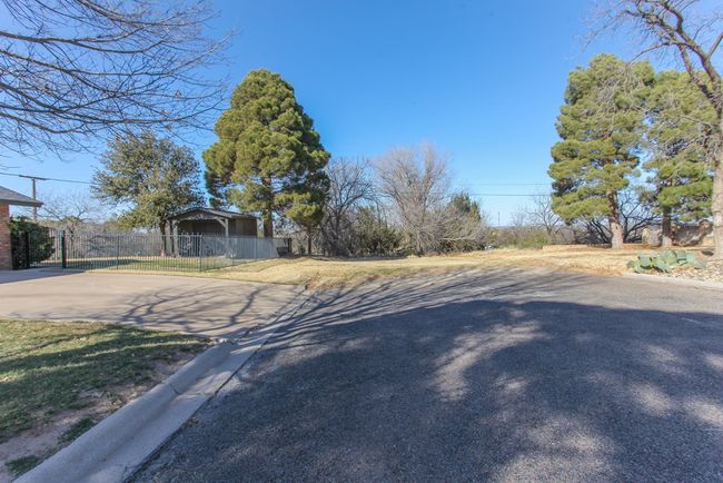 603 Scott Dr, House other with 3 bedrooms, 2 bathrooms and 2 parking in Big Spring TX | Image 38