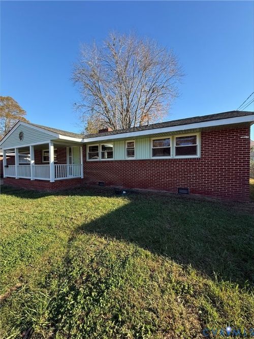 6 Dimmock Ave, Newport News, VA, 23601-2108 | Card Image