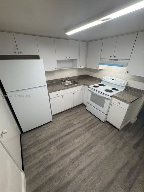 104-13455 Ne 6th Ave, North Miami, FL, 33161-4046 | Card Image