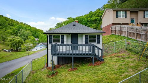 3304 Thornton Dr, Kingsport, TN, 37664-3947 | Card Image