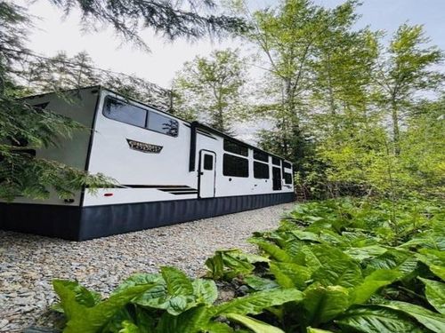 8657 Spring Valley Rd, Newport, WA, 99156-5527 | Card Image