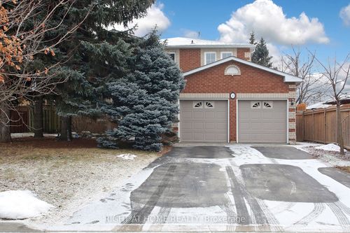 6 Coldstream Cres, Richmond Hill, ON, L4S1E6 | Card Image