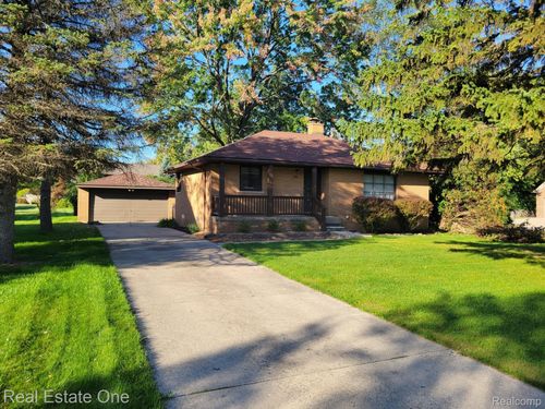 181 Crestfield Ave, Troy, MI, 48085-4725 | Card Image