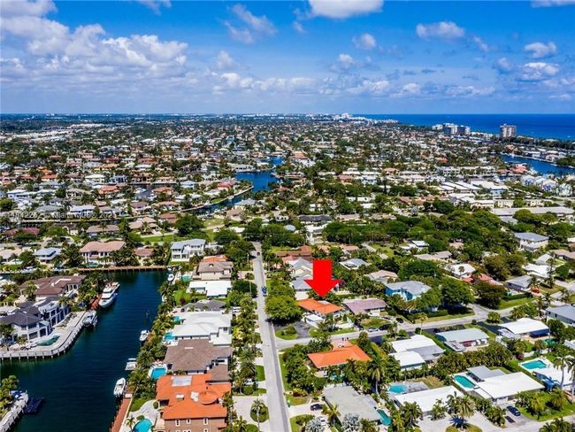 2616 26 Th Ave, House other with 4 bedrooms, 3 bathrooms and null parking in Lighthouse Point FL | Image 4