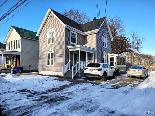 119 1st Ave, Frankfort, NY, 13340-1204 | Card Image