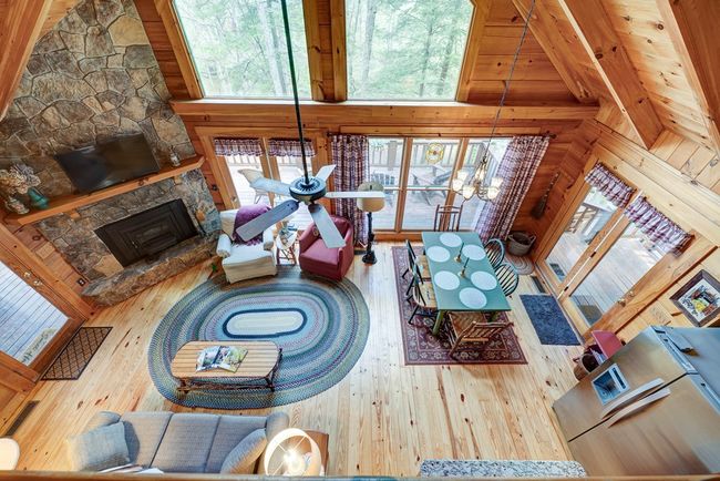 33 Spruce Dr, Home with 3 bedrooms, 3 bathrooms and null parking in Suches GA | Image 7