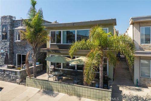 119 46th St, Newport Beach, CA, 92663-2514 | Card Image