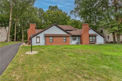 221 Talsman Drive, Canfield, OH, 44406 | Card Image