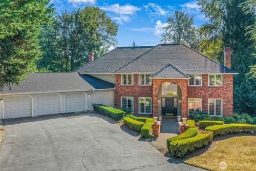 12900 182nd Ave Ne, Redmond, WA, 98052-1318 | Card Image