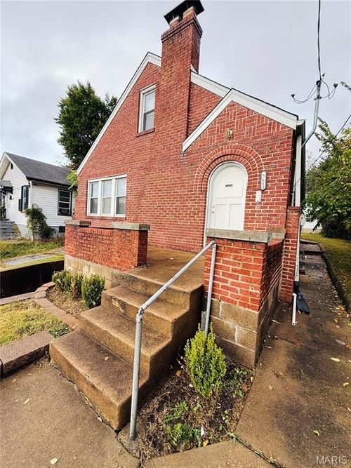 5613 Jennings Station Rd, Jennings, MO, 63136-3536 | Card Image