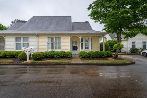 145 Victoria Way, Roswell, GA, 30075-2959 | Card Image