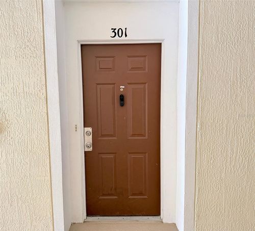301-3190 Dante Dr, ORLANDO, FL, 32835-2417 | Card Image
