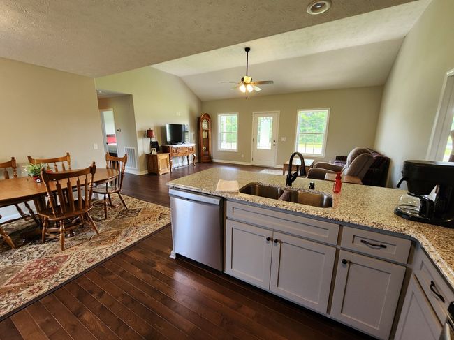4574 Long Creek Rd, House other with 3 bedrooms, 2 bathrooms and 2 parking in Lafayette TN | Image 11