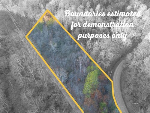 150 Lee Hollow Rd, Chillicothe, OH, 45601-8830 | Card Image