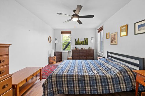 apt-4b-33 92nd St, Jackson Heights, NY, 11372-1802 | Card Image