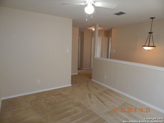 7127 Comet Mnr, House other with 3 bedrooms, 3 bathrooms and null parking in San Antonio TX | Image 19
