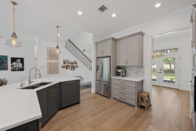 140 Vincas Shadow Ct, House other with 5 bedrooms, 4 bathrooms and null parking in Driftwood TX | Image 13