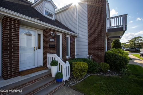 64-25 Meadow Ave, Monmouth Beach, NJ, 07750-1062 | Card Image