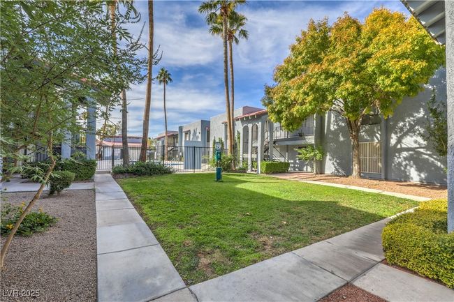 UNIT-11 - 5219 Caliente St, Condo with 2 bedrooms, 2 bathrooms and null parking in Las Vegas NV | Image 24