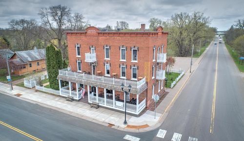 80 W 4th St, Rush City, MN, 55069-9026 | Card Image