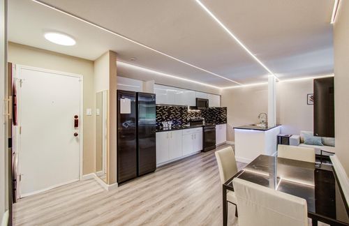 apt-433-4641 Wild Indigo St, Houston, TX, 77027-7061 | Card Image