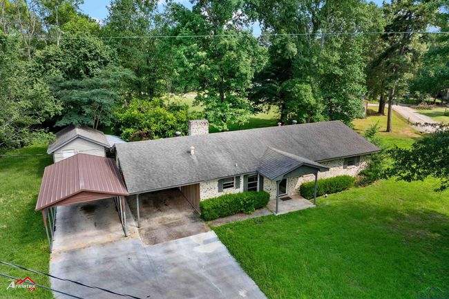 711 Comer St, House other with 3 bedrooms, 2 bathrooms and null parking in Carthage TX | Image 16
