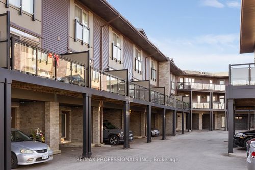 8-23 Echovalley Dr, Hamilton, ON, L8J0K4 | Card Image