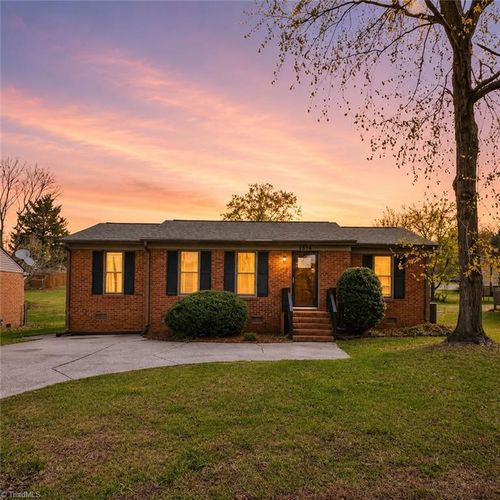 1809 Acorn Road, Greensboro, NC, 27405 | Card Image