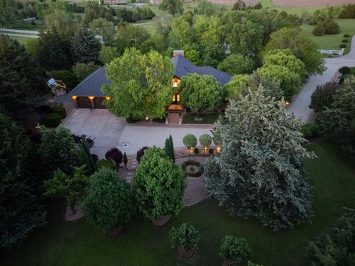 2457 Haven Dr, Abilene, KS, 67410-7287 | Card Image