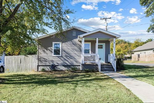2 Bigby St, Greenville, SC, 29607-2008 | Card Image