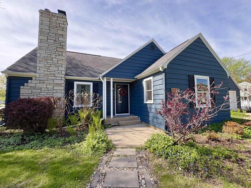 7203 Franklin Avenue, Middleton, WI, 53562 | Card Image