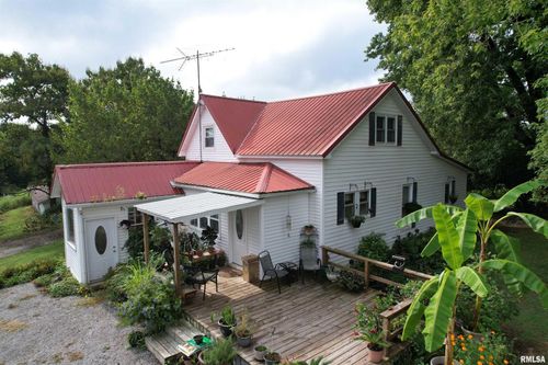 200 Creastview Dr, Dongola, IL, 62926-1046 | Card Image