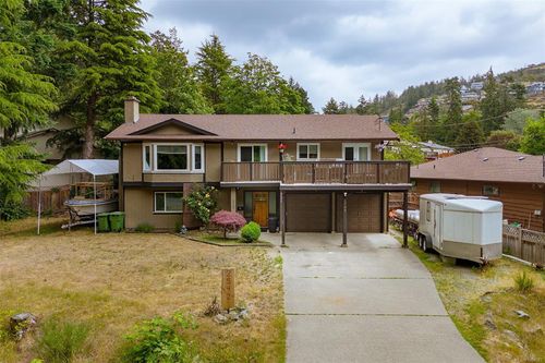 2542 Jeanine Dr, Langford, BC, V9B4X9 | Card Image